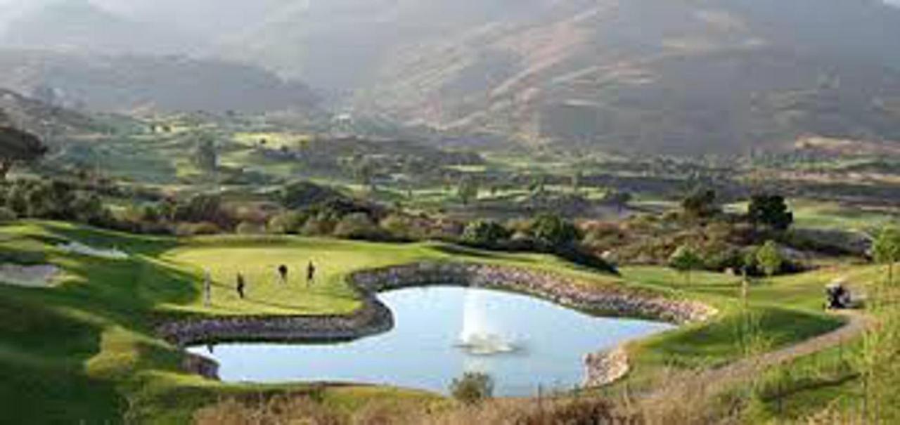 Stunning Close To Golf Spain Apartamento *